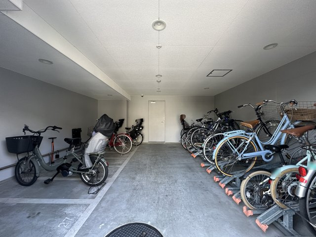 ワコーレ明石ブライトショアの駐輪場