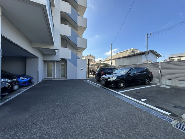 ワコーレ明石ブライトショアの駐車場