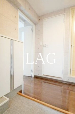 【玄関】 | エストタウンwarabi | 玄関です。