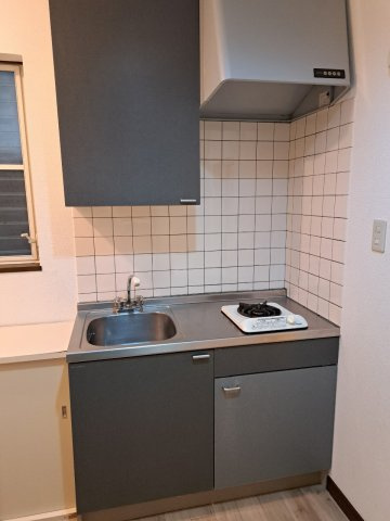 クレスト90のキッチン