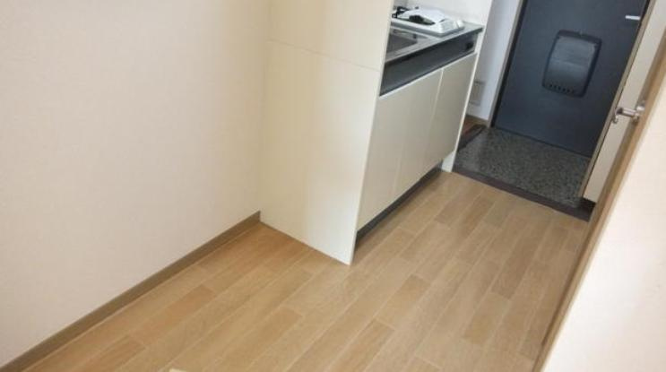 興和会館の玄関