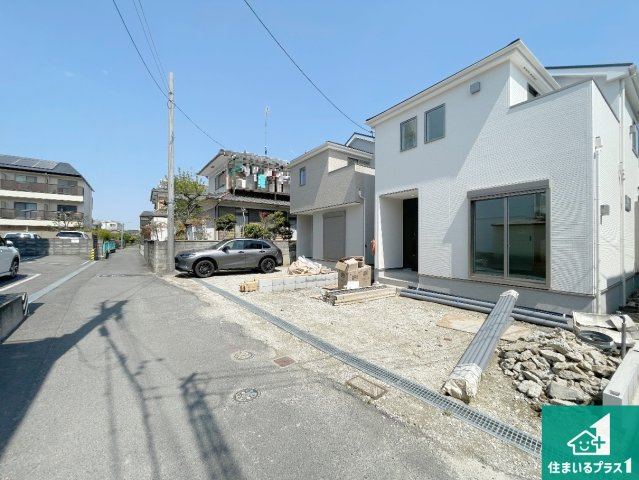 宇治市伊勢田町毛語　第1期　新築一戸建ての外観|現在建築中！落ち着いた街並みで新生活を始めることが出来そう！周辺の物件も併せてご紹介させて頂きます！