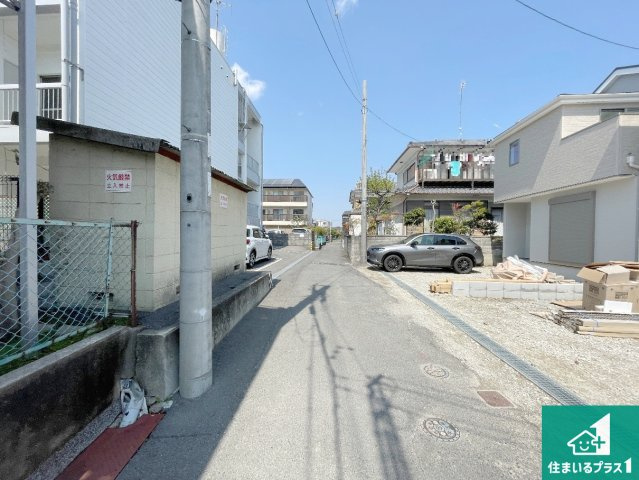 宇治市伊勢田町毛語　第1期　新築一戸建ての前面道路含む現地写真|周辺は落ち着いた街並みの住宅地！子育てがしやすい住環境です！まだ未完成ですが、現地でしかわからない事もございます。是非一度ご覧ください。