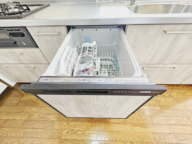 アヴニール鹿の子台５号棟の設備|■食器洗浄乾燥機