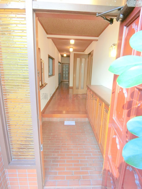 西蒲田3丁目2-2貸家ニシカマタサンチョウメカシヤの玄関|広々玄関