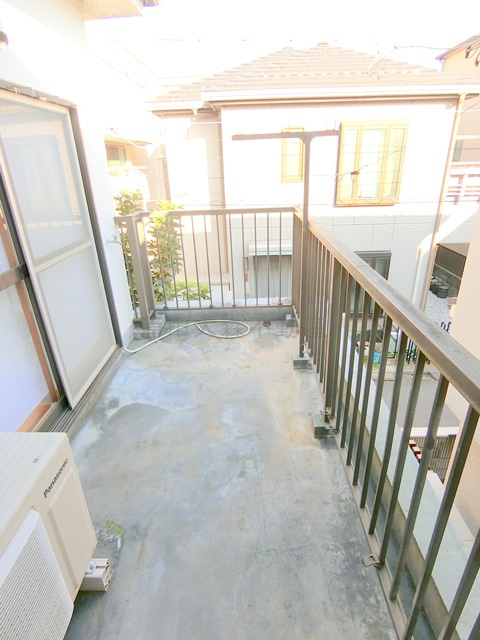 西蒲田3丁目2-2貸家ニシカマタサンチョウメカシヤのバルコニー|2階　バルコニー