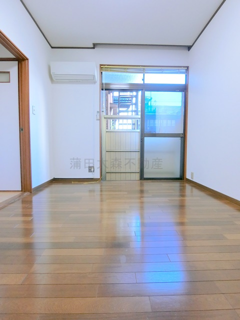 西蒲田3丁目2-2貸家ニシカマタサンチョウメカシヤの内装|洋室6帖　1階　エアコン　収納スペース付き