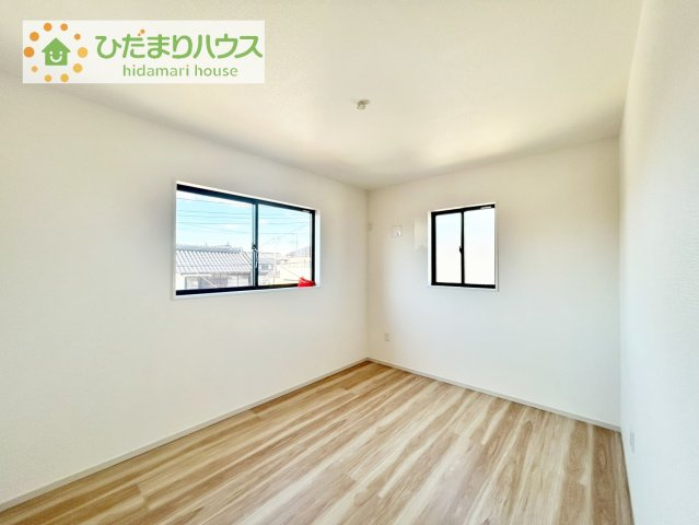 【洋室】 | 土浦市真鍋9期　新築戸建 | 木の温もりがやさしいフローリング♪