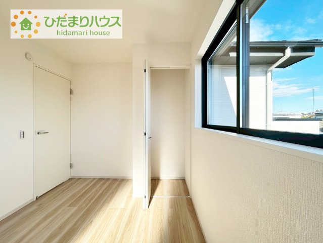 【洋室】 | 土浦市真鍋9期　新築戸建 | お子様グッズを片付けるのにも、困りませんね！