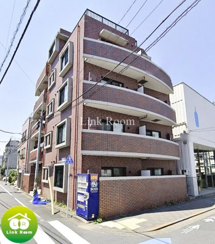 マーサ・プレアマールKの外観