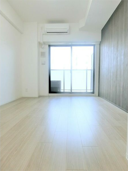 ディアレイシャス矢場町の居間・リビング