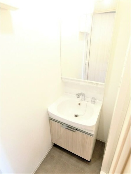 ディアレイシャス矢場町の洗面所