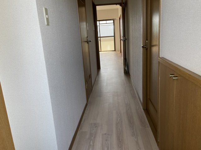 エクセランヴィラージュの玄関