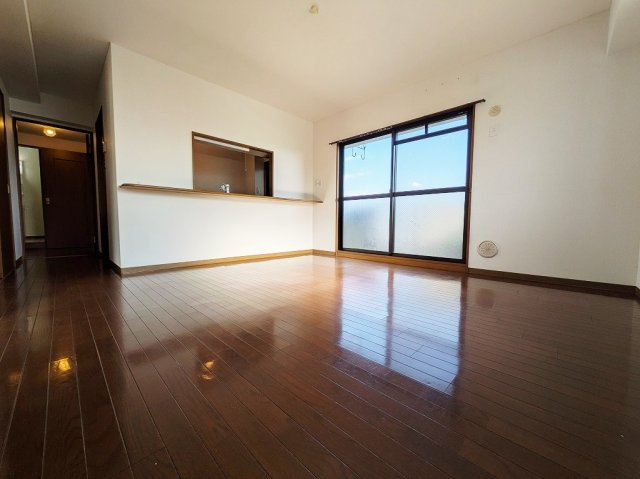 サンテラス根石の居間・リビング