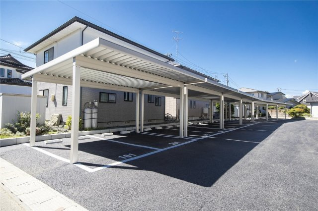 ヒルズレジデンシャルS10の駐車場
