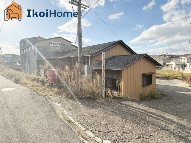 明石市魚住町中尾　土地の前面道路含む現地写真|物件・当店の最寄駅まで無料送迎！最短10分で指定場所へお迎えに向かいます！まずはお問い合わせください！