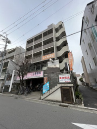 オートロック完備！駅徒歩1分の立地☆