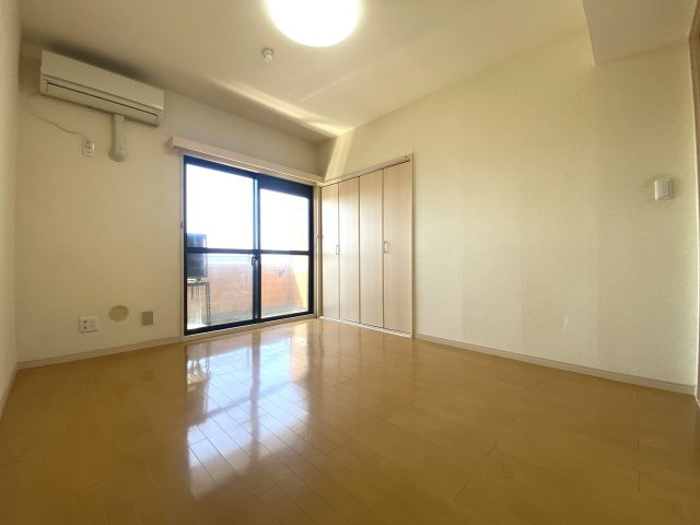 朝日プラザエザース欅通の居間・リビング|洋室6帖