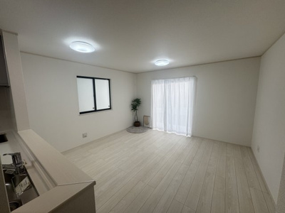 【居間・リビング】 | 与那原町与那原（全9棟）A号棟 | A号棟　LDK16.87帖♪