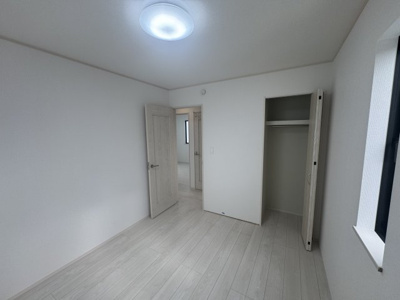 【洋室】 | 与那原町与那原（全9棟）A号棟 | A号棟　洋室5.25帖＋CL付き♪