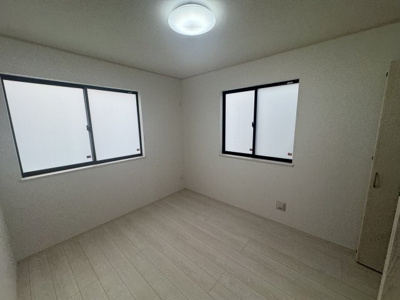 【洋室】 | 与那原町与那原（全9棟）A号棟 | A号棟　洋室5.25帖＋CL付き♪