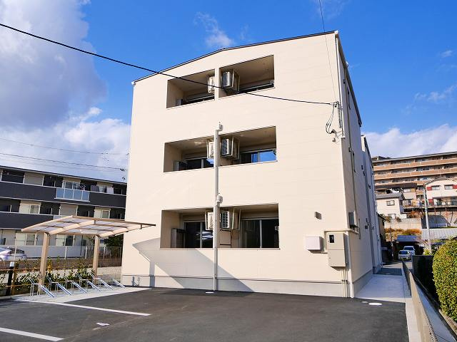 ジーメゾンあやめ池エルシアスの外観