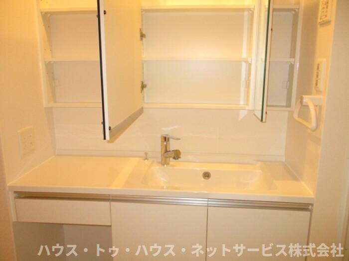 ポム・アールの洗面所