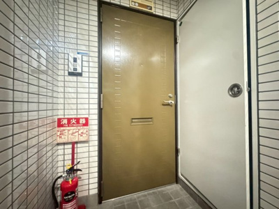 【玄関】 | ミレ桜塚