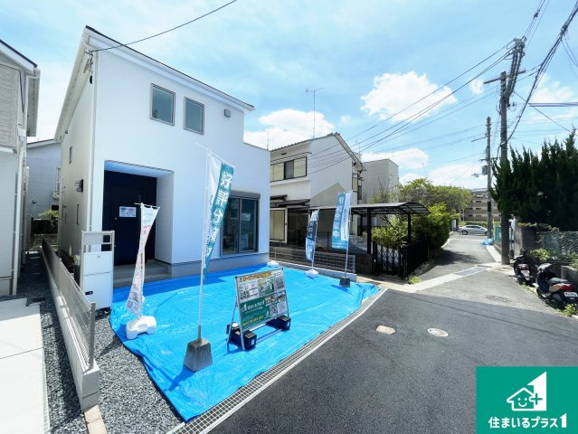 宇治市伊勢田町毛語　第1期　新築一戸建ての前面道路含む現地写真|車通りの少ない前面道路！お子様がいらっしゃるご家族でも安心！
