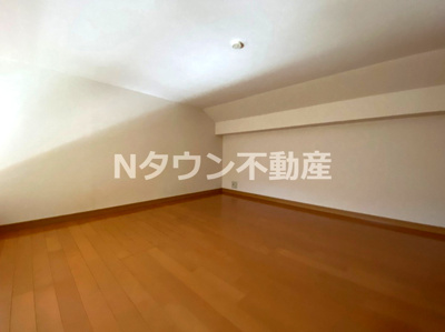 【寝室】 | ナディアK・N | 過ごしやすい室内です