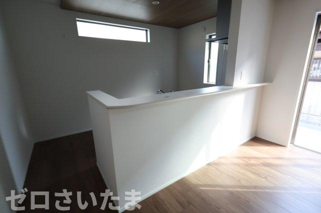 《仲介手数料無料》蓮田市西新宿４丁目17(全1戸)新築一戸建てグラファーレのキッチン