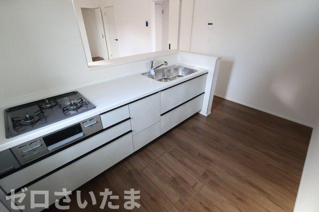 《仲介手数料無料》蓮田市西新宿４丁目17(全1戸)新築一戸建てグラファーレのキッチン