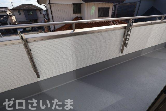 《仲介手数料無料》蓮田市西新宿４丁目17(全1戸)新築一戸建てグラファーレのバルコニー