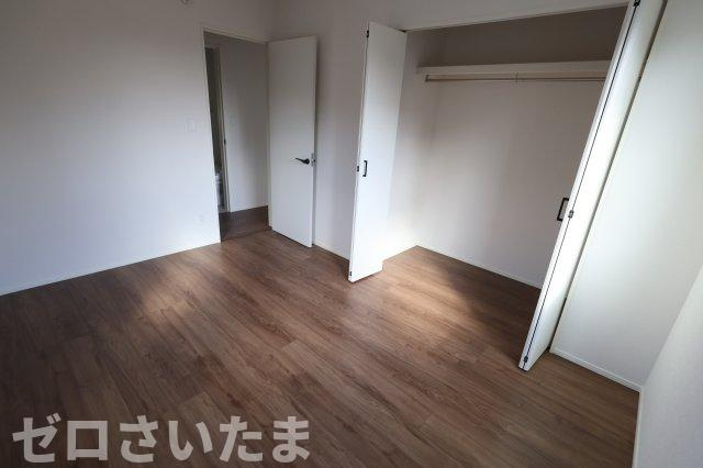 《仲介手数料無料》蓮田市西新宿４丁目17(全1戸)新築一戸建てグラファーレの洋室