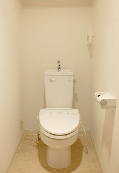 音羽本郷ビルのトイレ