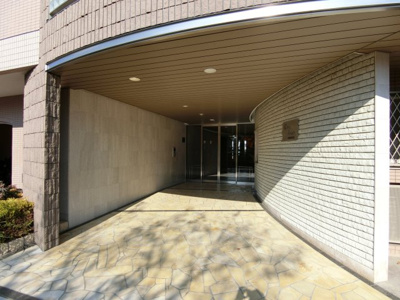 【エントランス】 | ロイヤルアネックス