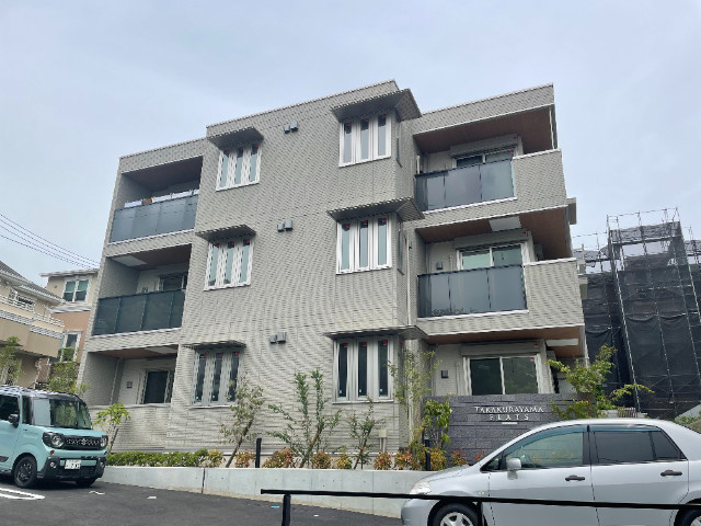 高倉山フラッツの外観