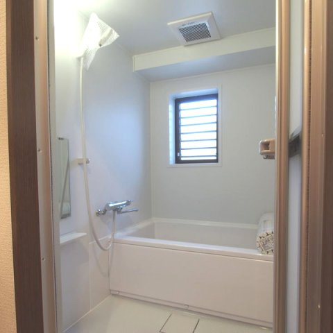 熊本市中央区上鍛冶屋町の賃貸マンションの浴室