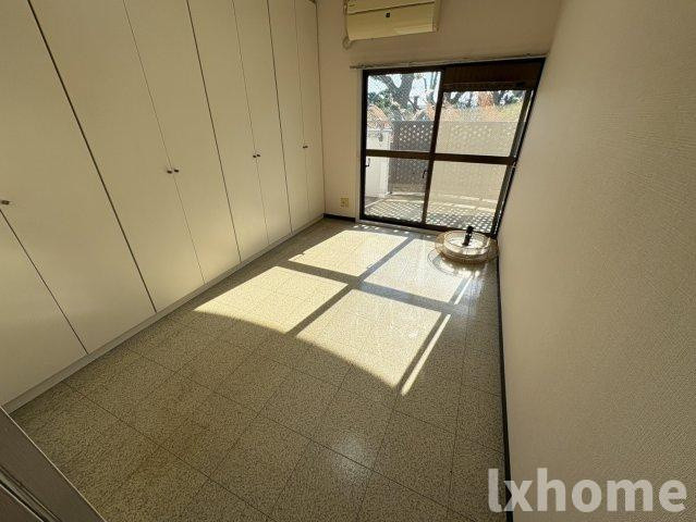 サンシャイン茨木パートIIの和室