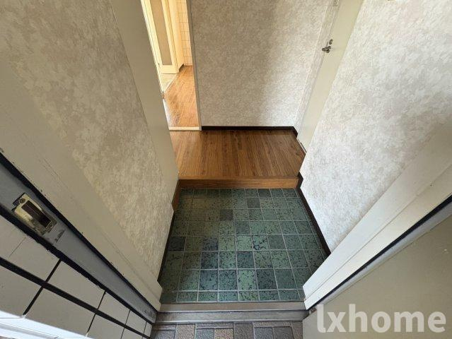 サンシャイン茨木パートIIの玄関