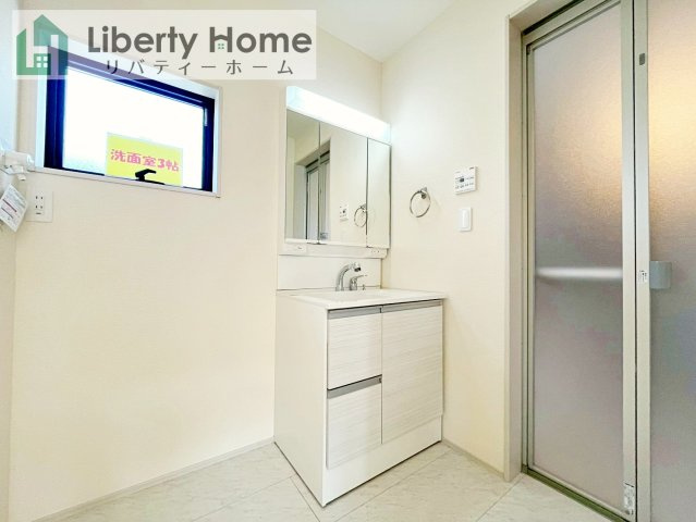 ひたちなか市田彦10期　新築戸建　1号棟の独立洗面台