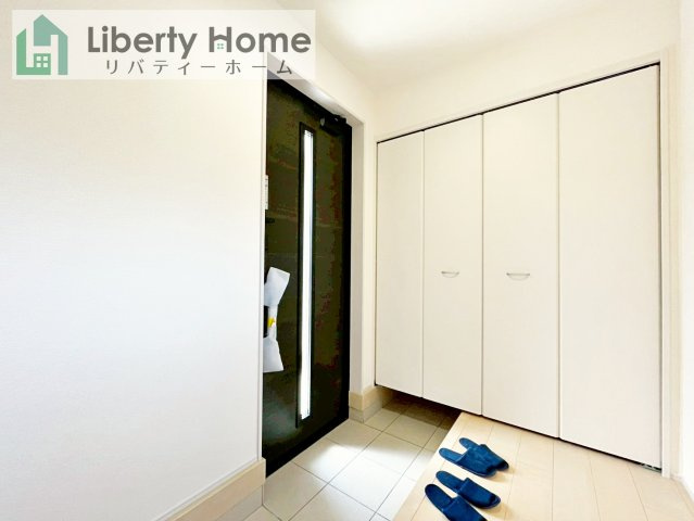 ひたちなか市田彦10期　新築戸建　1号棟の玄関