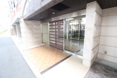 【エントランス】 | ラグゼ田辺