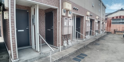 【玄関】 | レオネクストそら | 明るい玄関です