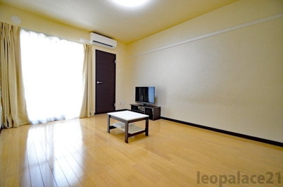 【居間・リビング】 | レオネクストそら | 設備・仕様は号室により異なる為、現況を優先致します。