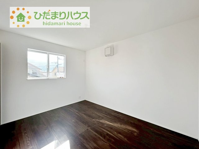 【洋室】 | 取手市井野第１期　新築戸建　3号棟 | 木の温もりがやさしいフローリング♪