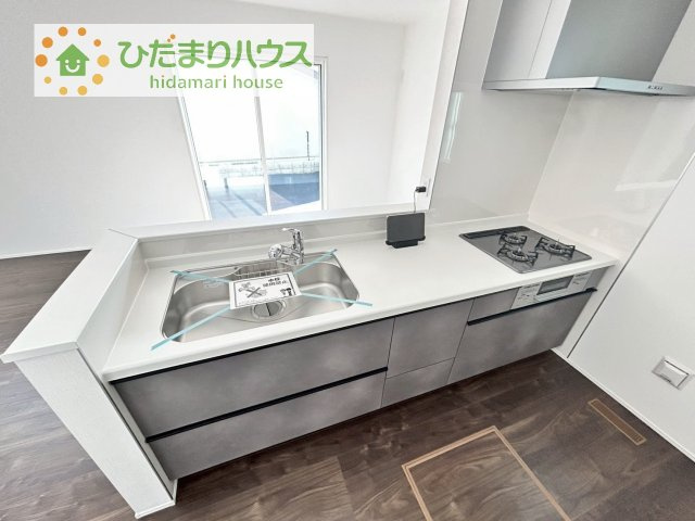 【キッチン】 | 取手市井野第１期　新築戸建　3号棟 | 3口コンロでお料理する時間も短くなりそうですね(*‘∀‘)