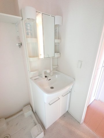 【独立洗面台】