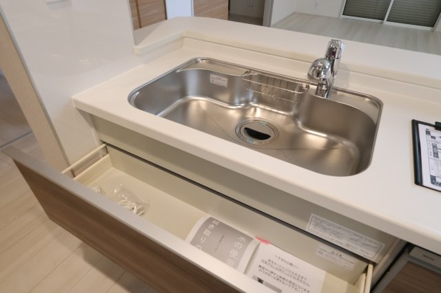 《仲介手数料無料》蓮田市西新宿３丁目115-11(全1戸)新築一戸建てブルーミングガーデンのキッチン