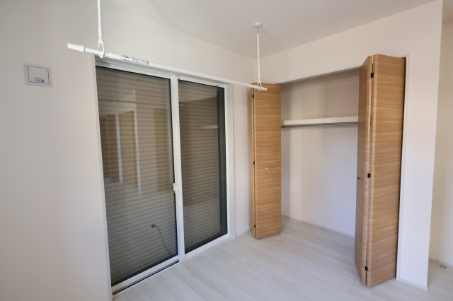 《仲介手数料無料》蓮田市西新宿３丁目115-11(全1戸)新築一戸建てブルーミングガーデンの洋室